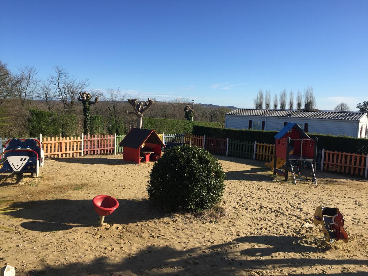 La Ferme Des 4 Chenes Otel Urt Dış mekan fotoğraf